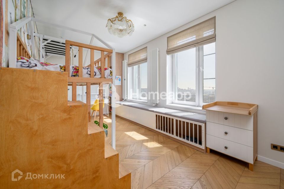 Продаётся 3-комнатная квартира, 112.5 м²