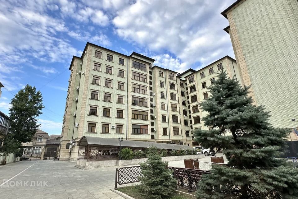 Продаётся 3-комнатная квартира, 118 м²