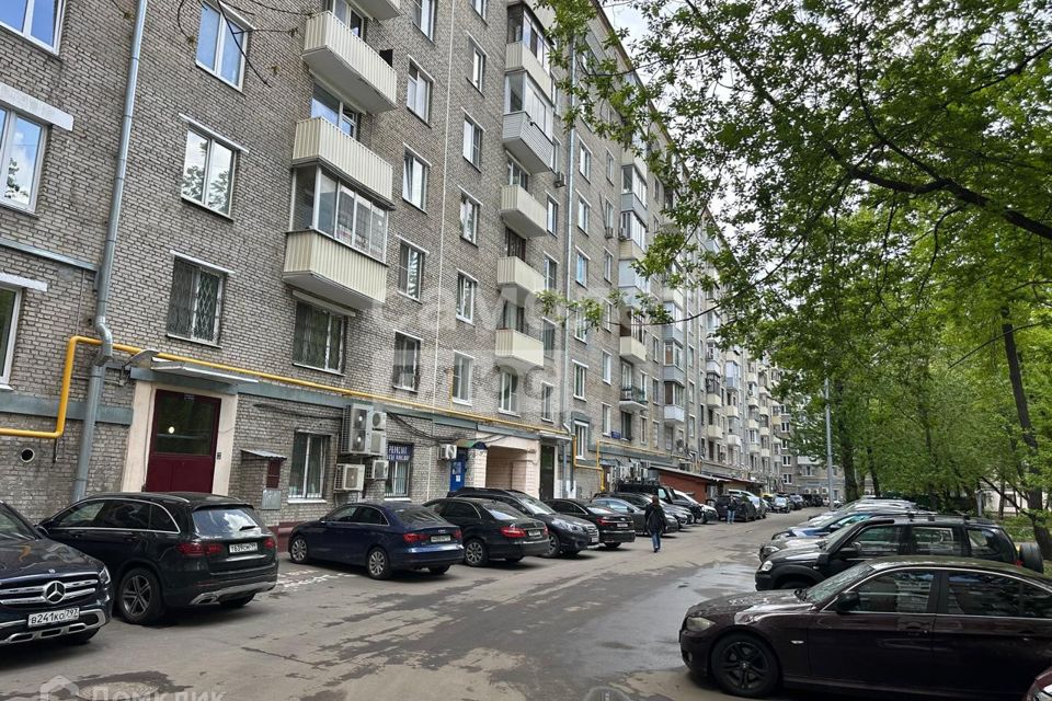 Сдаётся 2-комнатная квартира, 65 м²