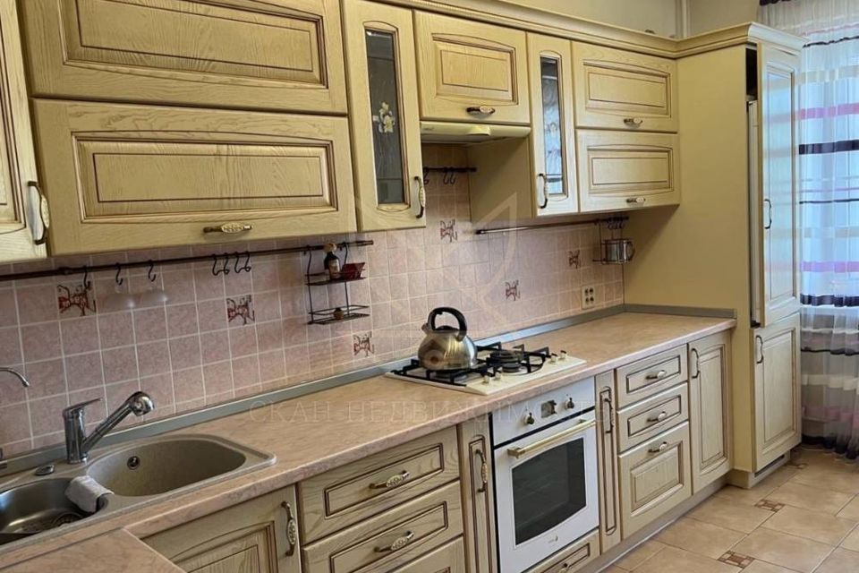 Продаётся 3-комнатная квартира, 75 м²