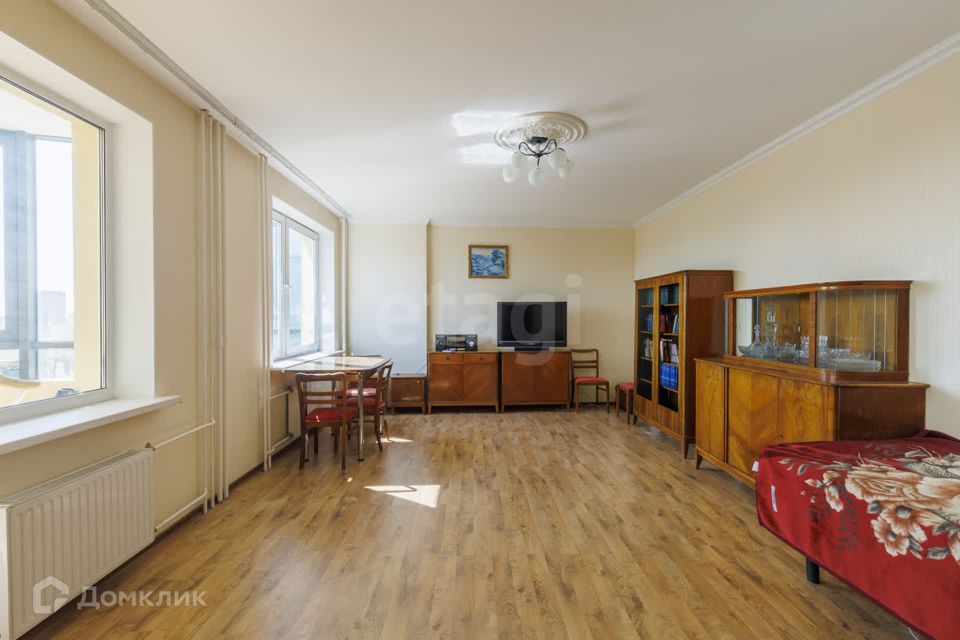 Продаётся 1-комнатная квартира, 51.9 м²