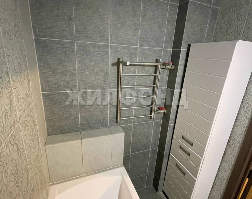 Продаётся 3-комнатная квартира, 87 м²