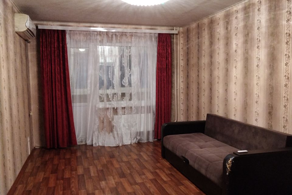 Сдаётся 2-комнатная квартира, 60 м²