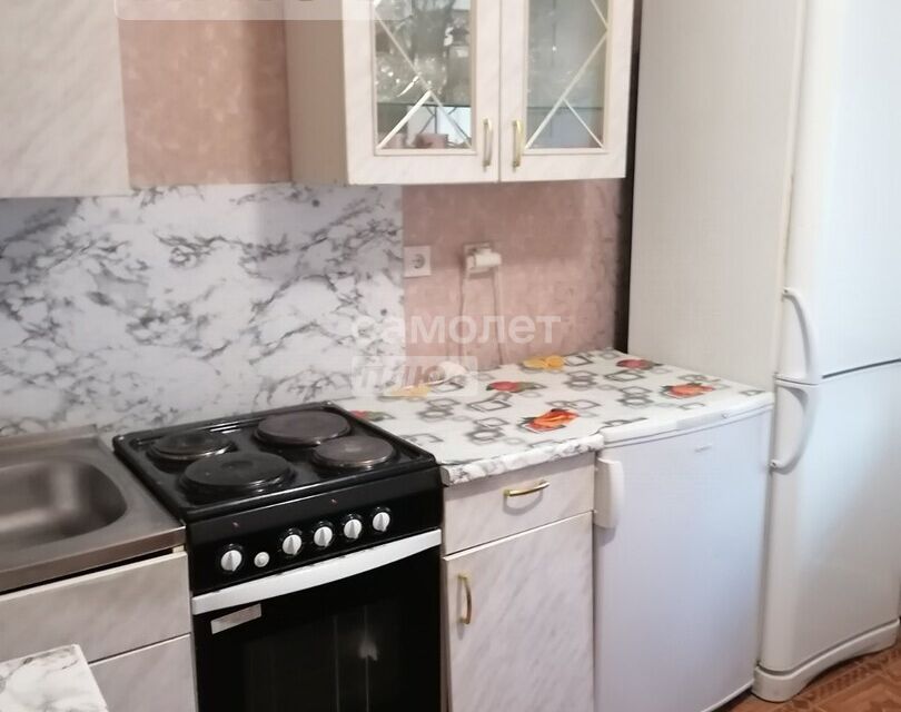 Продаётся 3-комнатная квартира, 56.2 м²