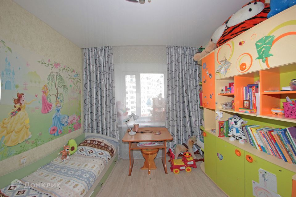 Продаётся 4-комнатная квартира, 86.9 м²