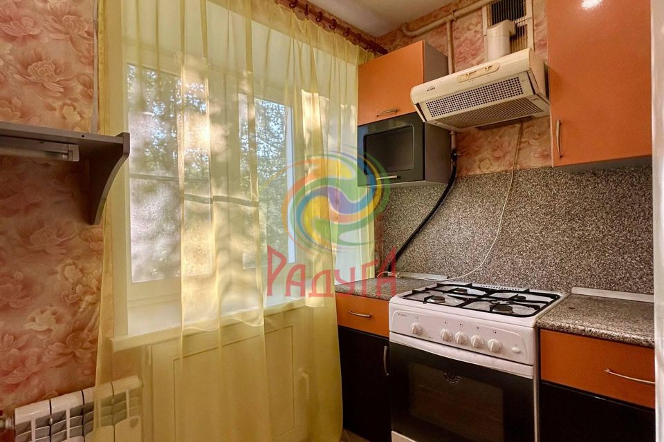 Продаётся 3-комнатная квартира, 39.6 м²