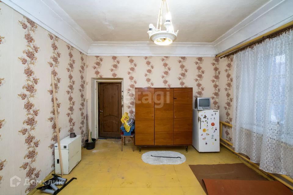 Продаётся комната в 1-комн. квартире, 18 м²