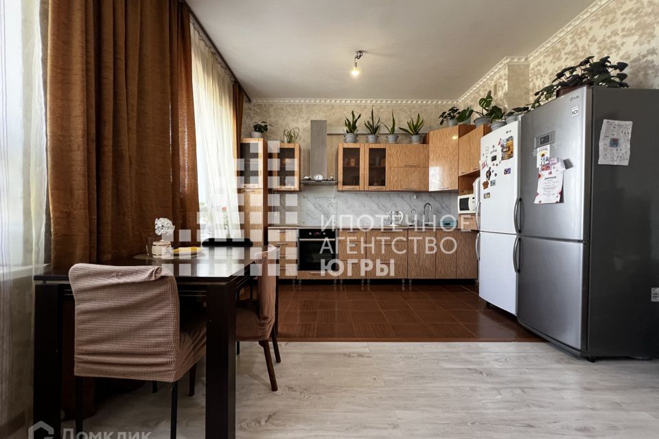 Продаётся 2-комнатная квартира, 72.3 м²
