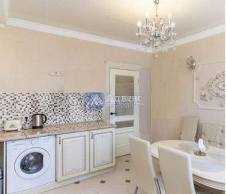Продаётся 1-комнатная квартира, 60.2 м²