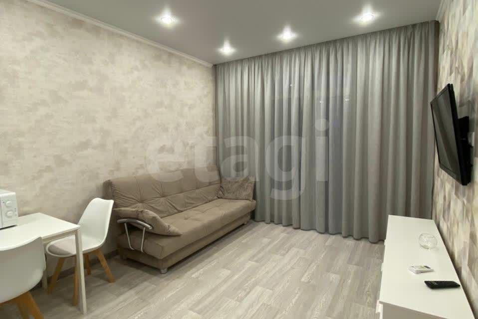 Продаётся 1-комнатная квартира, 37.9 м²