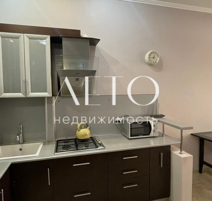 Продаётся 1-комнатная квартира, 39.8 м²