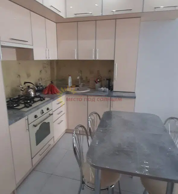 Продаётся 1-комнатная квартира, 44.3 м²