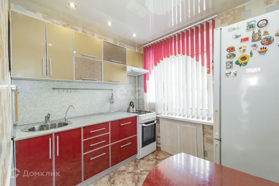 Продаётся 3-комнатная квартира, 61.9 м²
