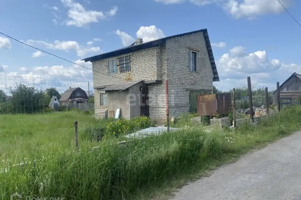 Продаётся 2-этажный дом, 66.4 м²
