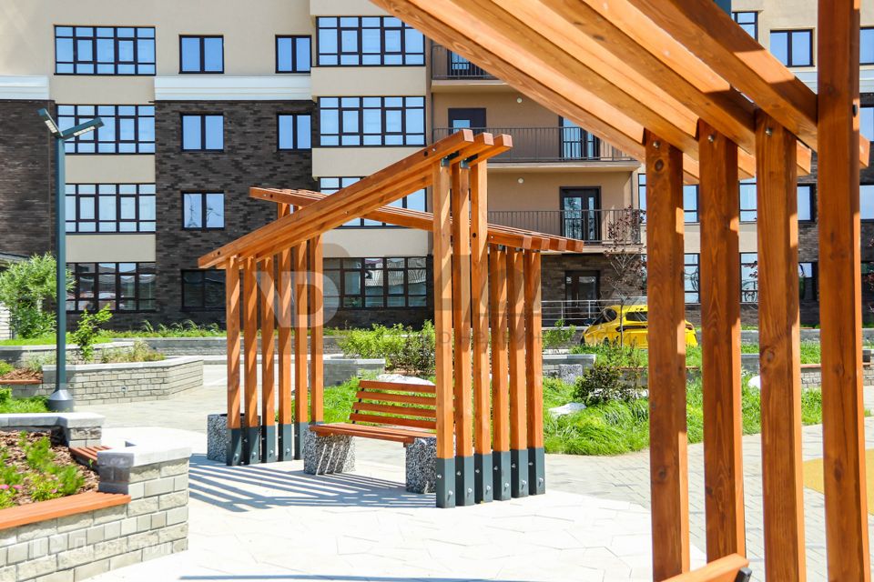 Продаётся 3-комнатная квартира, 157.7 м²