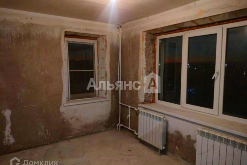 Продаётся 4-комнатная квартира, 106 м²