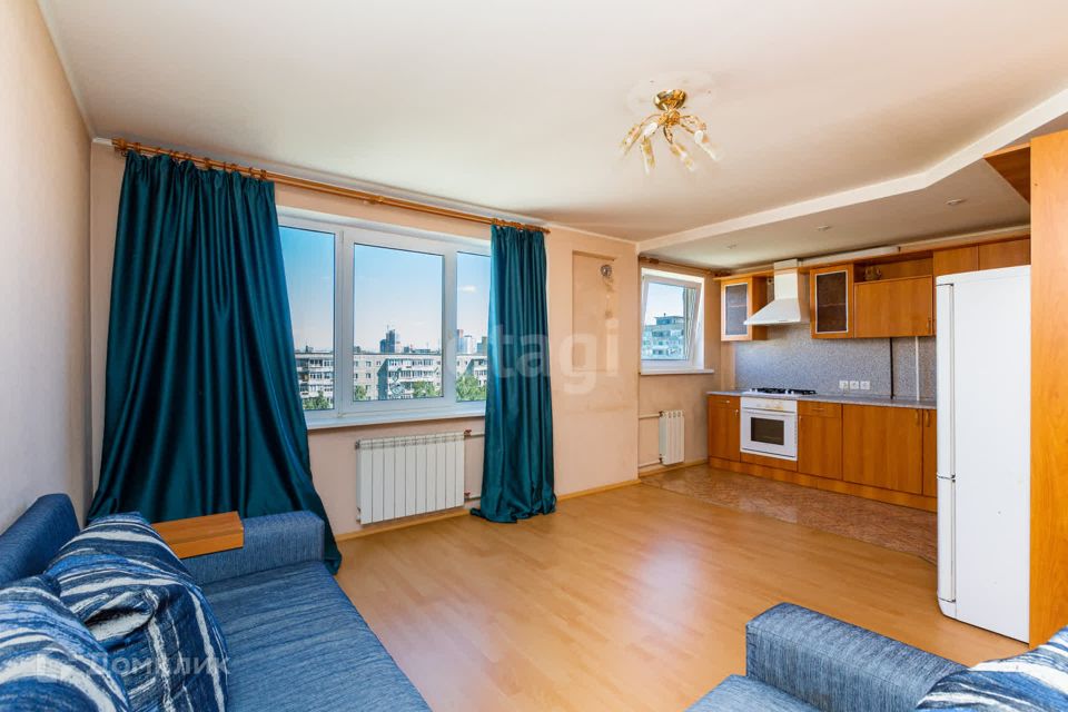 Продаётся 3-комнатная квартира, 63.9 м²