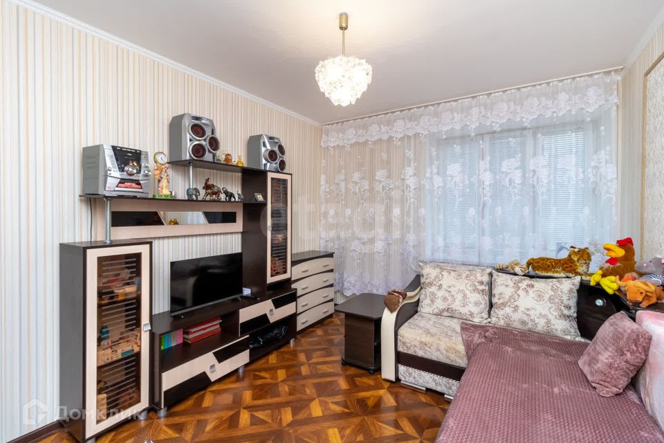 Продаётся 1-комнатная квартира, 43.4 м²