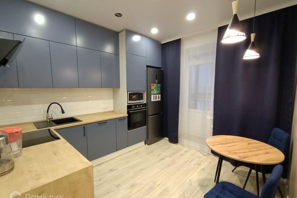 Продаётся 1-комнатная квартира, 41 м²