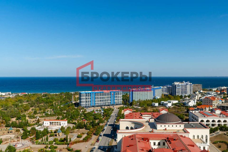 Продаётся 3-комнатная квартира, 209.4 м²