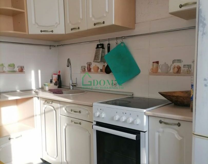 Продаётся 2-комнатная квартира, 42.7 м²