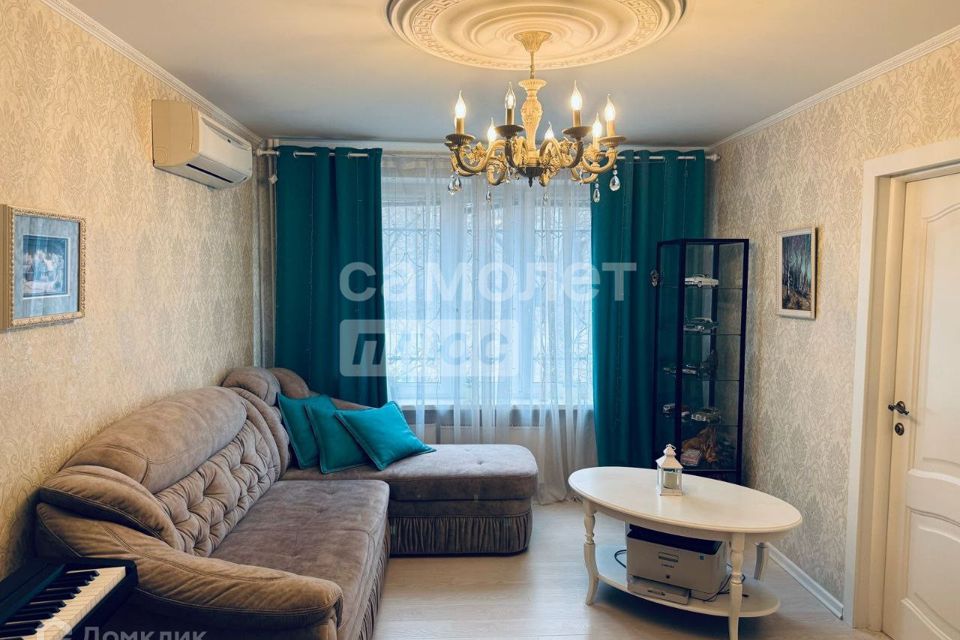 Продаётся 3-комнатная квартира, 64 м²