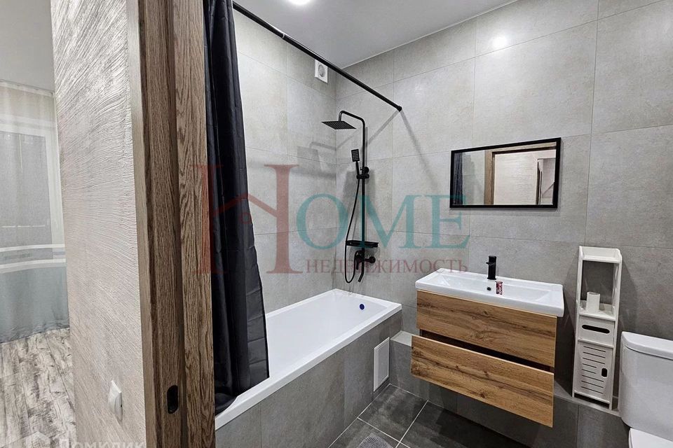 Сдаётся 1-комнатная квартира, 42 м²