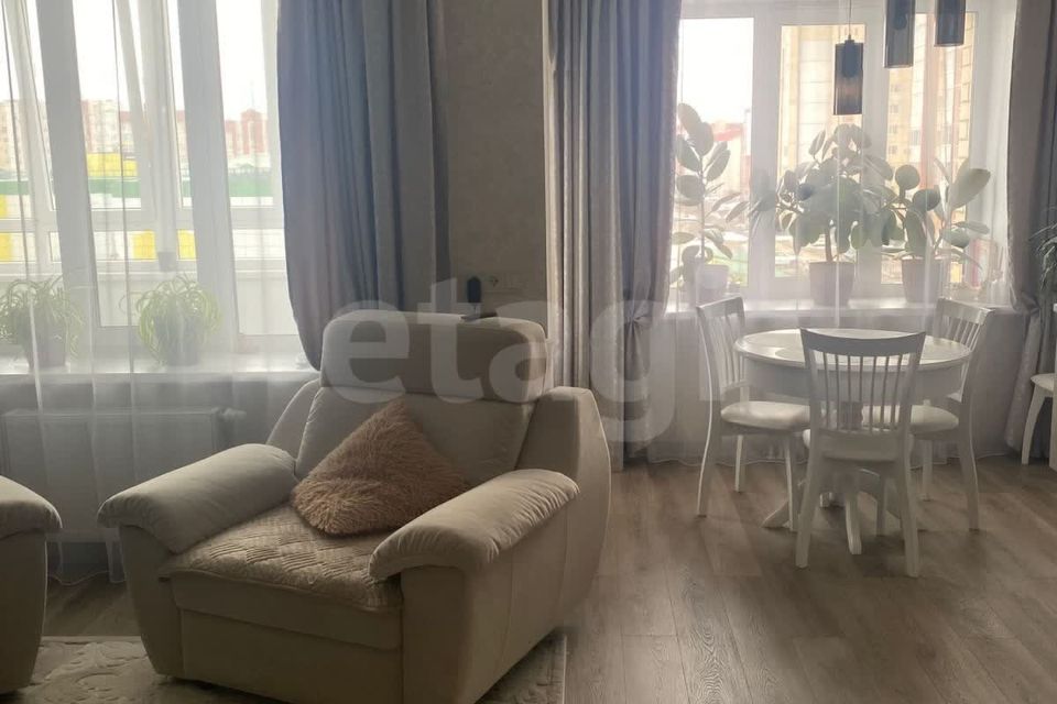 Продаётся 2-комнатная квартира, 57.8 м²