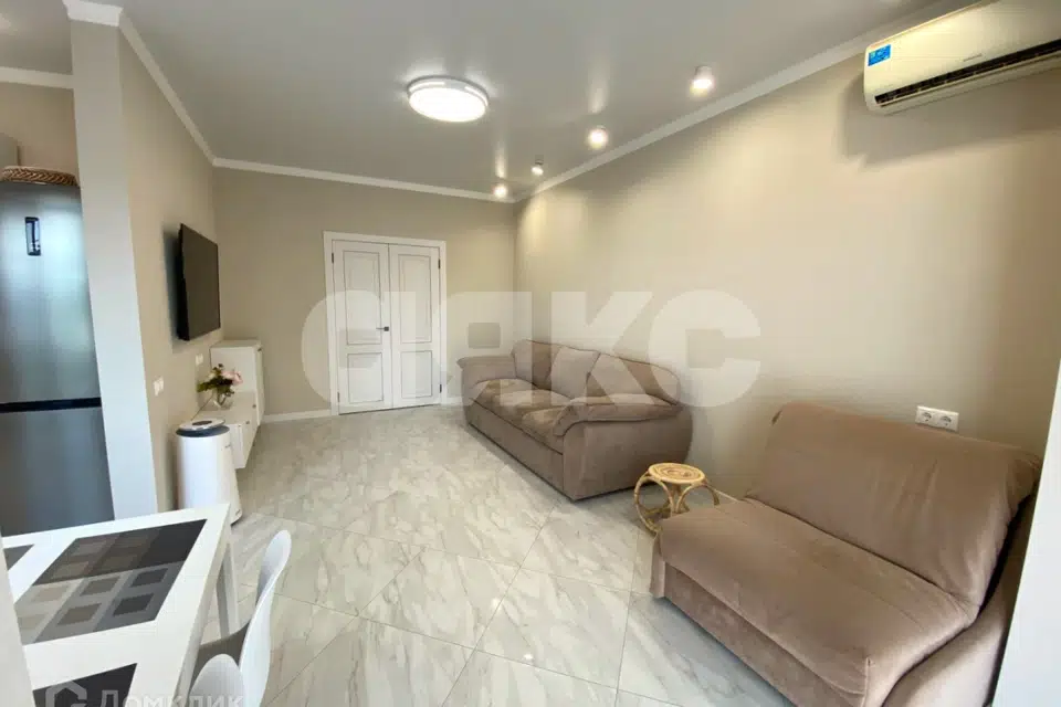 Продаётся 1-комнатная квартира, 59.3 м²