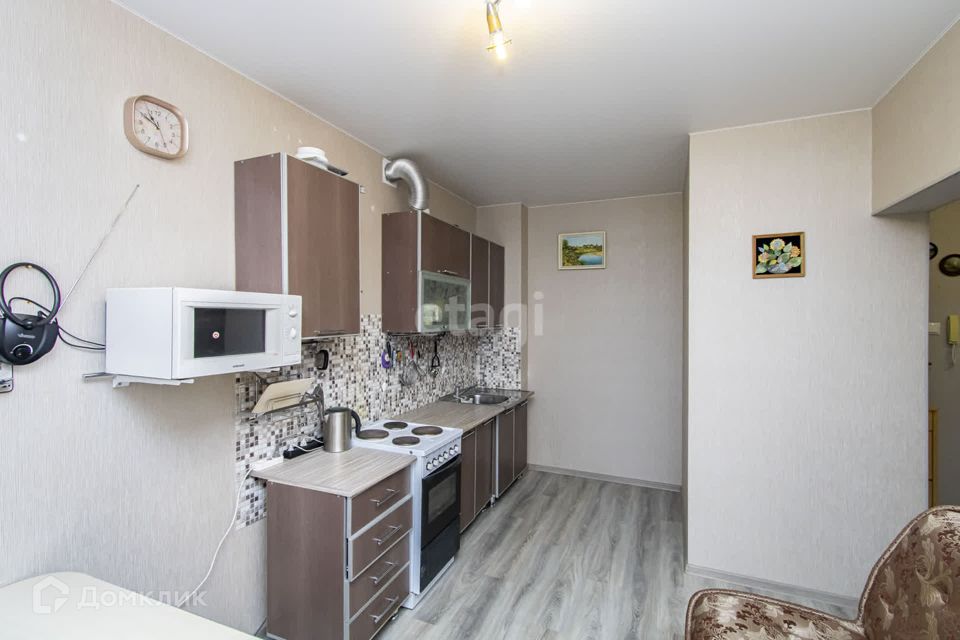 Продаётся 1-комнатная квартира, 49 м²