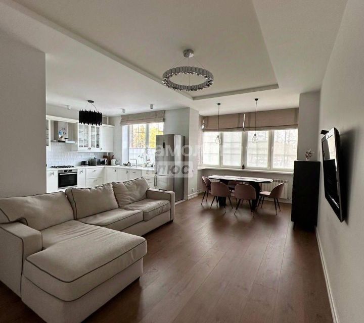 Продаётся 2-комнатная квартира, 80 м²