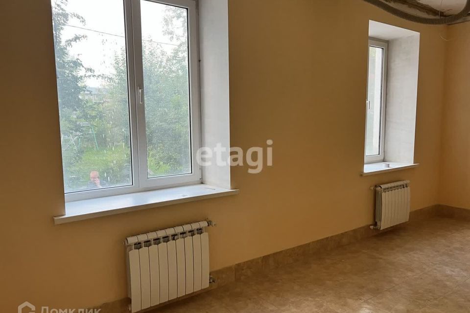 Продаётся 2-комнатная квартира, 89.5 м²