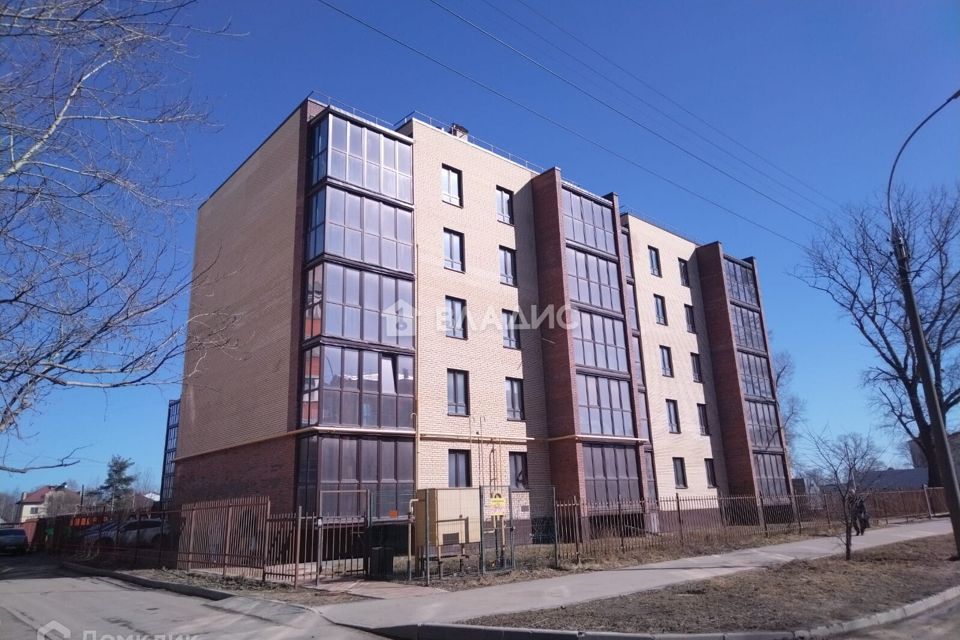 Продаётся 3-комнатная квартира, 113.2 м²