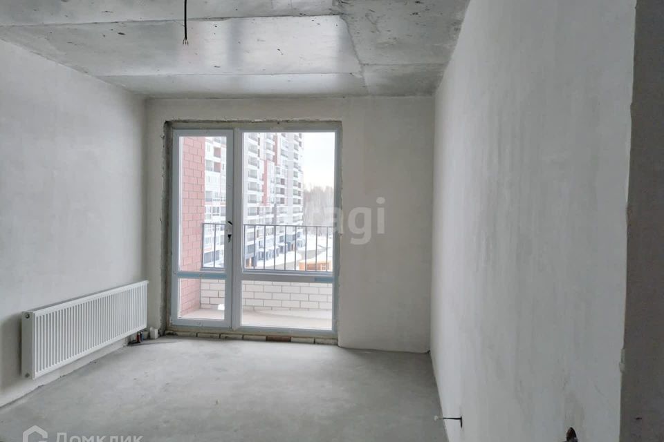 Продаётся 1-комнатная квартира, 42.8 м²
