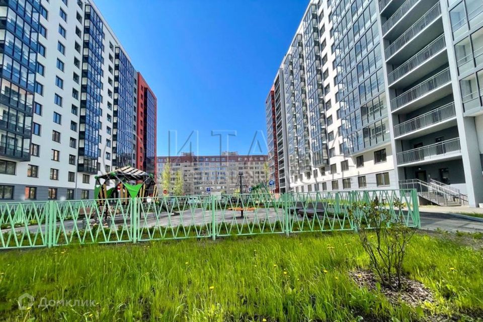 Продаётся 1-комнатная квартира, 42.6 м²
