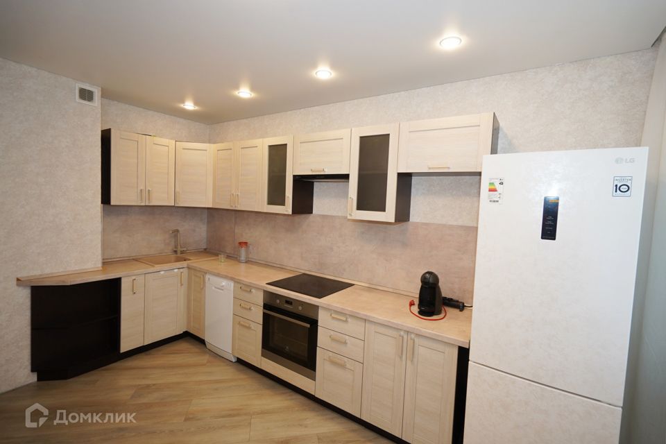 Продаётся 2-комнатная квартира, 59.9 м²