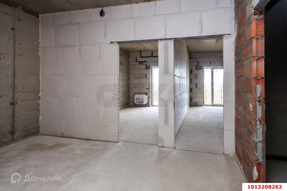 Продаётся 1-комнатная квартира, 54.1 м²