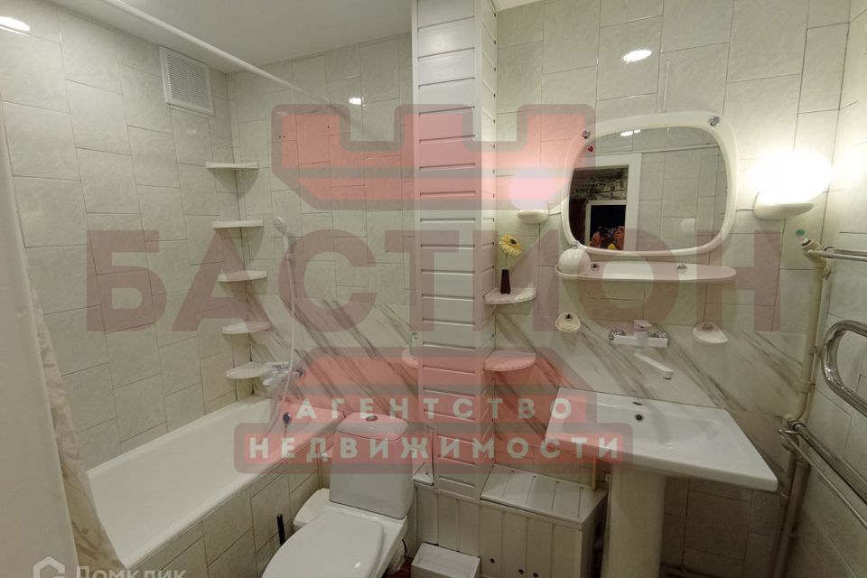 Продаётся 4-комнатная квартира, 64 м²