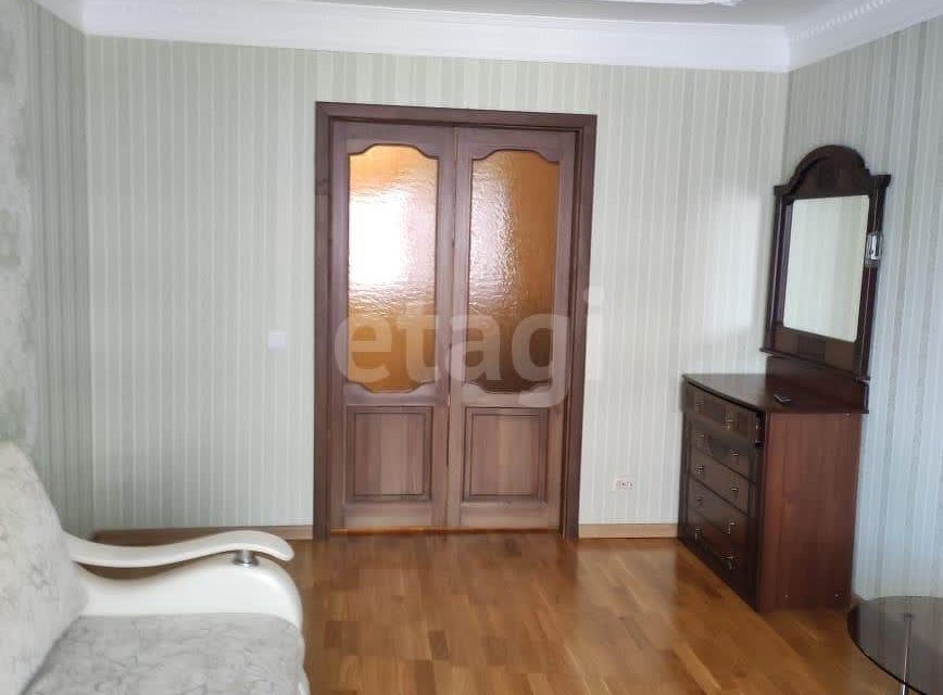 Продаётся 1-комнатная квартира, 40.8 м²