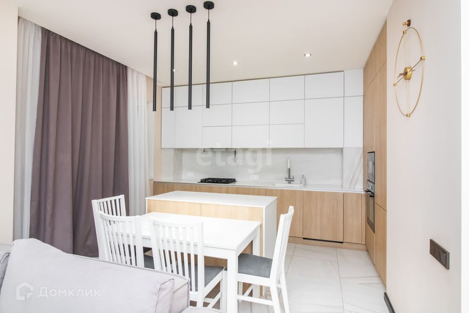 Продаётся 2-комнатная квартира, 84.7 м²