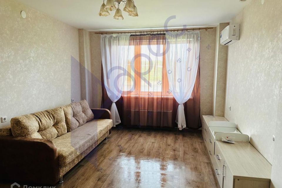 Сдаётся 1-комнатная квартира, 40 м²
