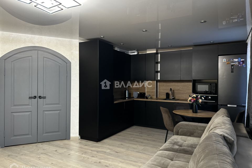 Продаётся 3-комнатная квартира, 63.3 м²