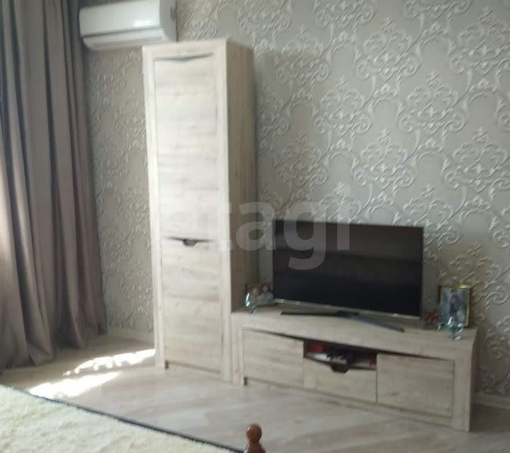Продаётся 2-комнатная квартира, 57 м²