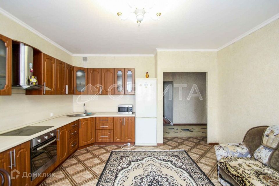 Продаётся 2-комнатная квартира, 89 м²