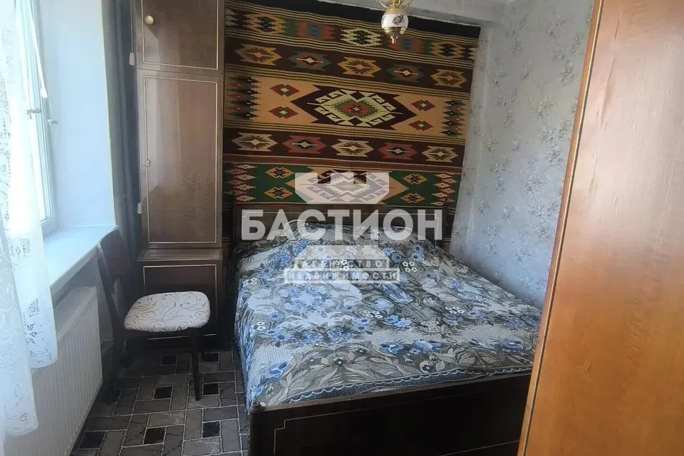 Продаётся 3-комнатная квартира, 42.1 м²