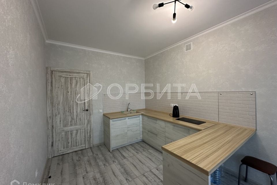 Продаётся 1-комнатная квартира, 37.8 м²