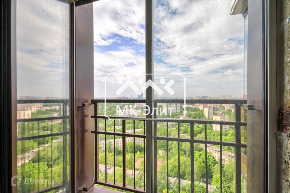 Продаётся 3-комнатная квартира, 122.6 м²