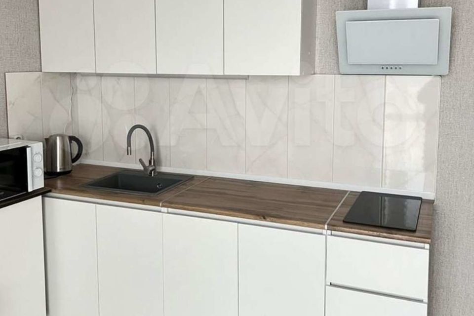 Продаётся 1-комнатная квартира, 38 м²