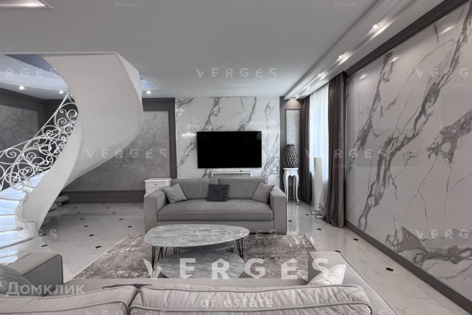 Сдаётся 3-комнатная квартира, 167 м²