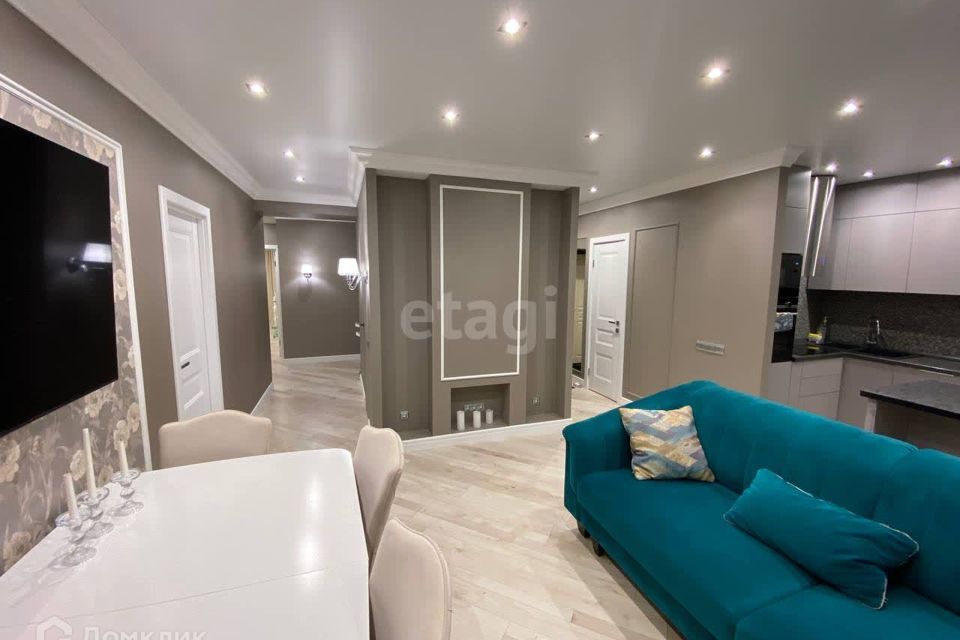 Продаётся 3-комнатная квартира, 77.7 м²